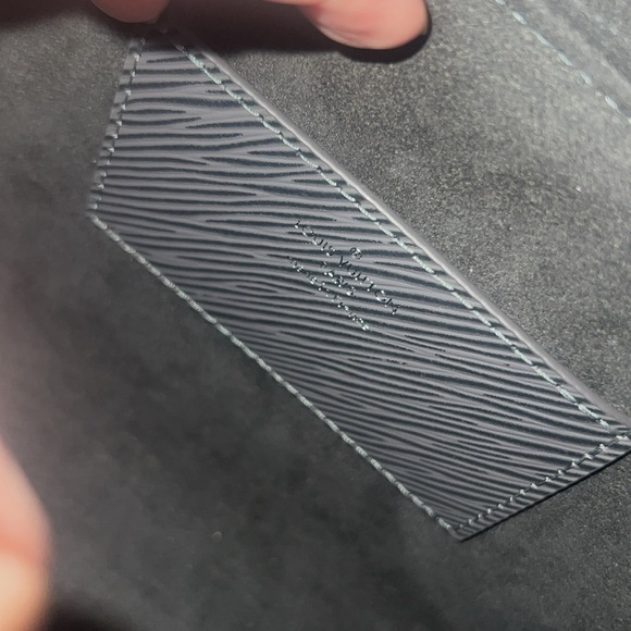 NWT Louis Vuitton MM Twist in Epi Etain - Picture 8 of 13